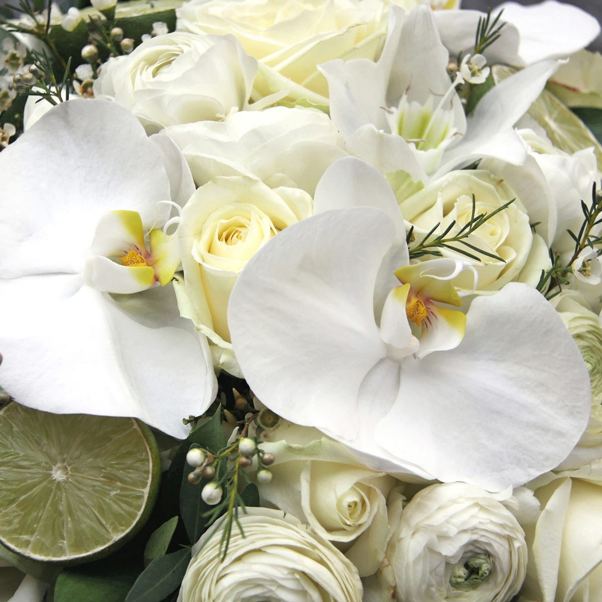 Sheer Lily & White Rose Type* (30 ml)